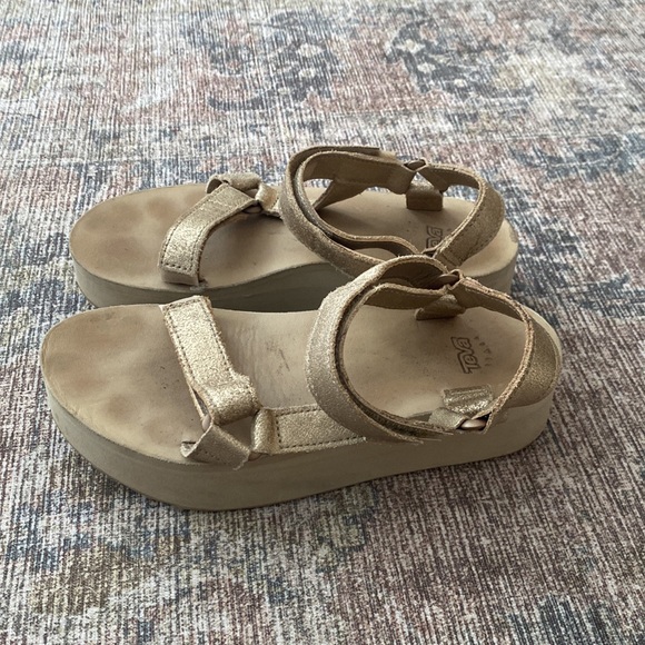 Platform Tevas - Picture 2 of 4